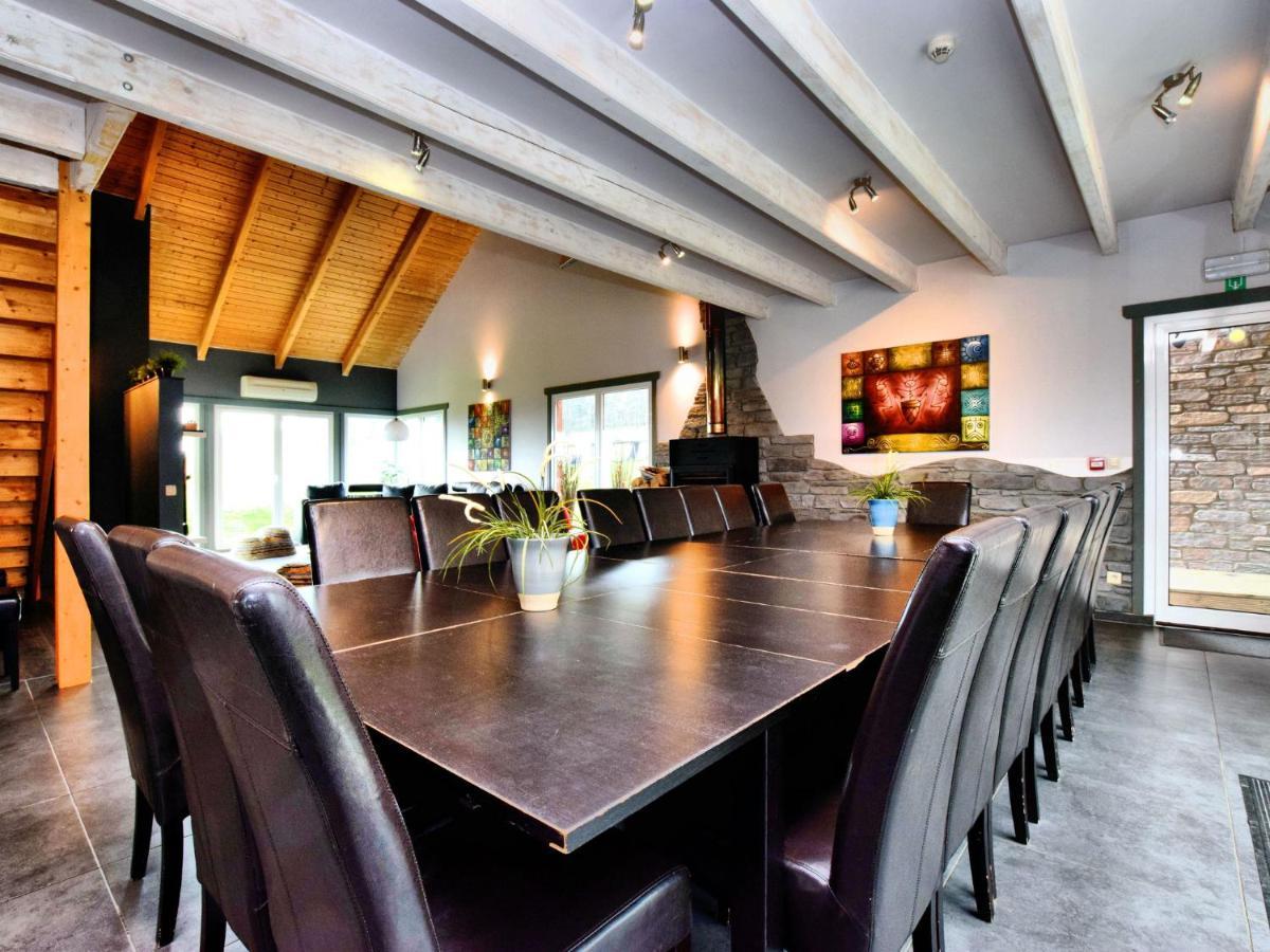 מנהיי Beautiful Villa With Heated Outdoor Pool מראה חיצוני תמונה